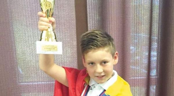 Un elev de 10 ani din România, CAMPION EUROPEAN la șah
