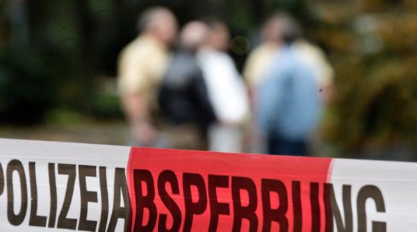 Atac SÂNGEROS în Germania. Poliţia a prins un suspect. Complicii săi, încă în LIBERTATE: "Cetăţenii să rămână în casele lor"