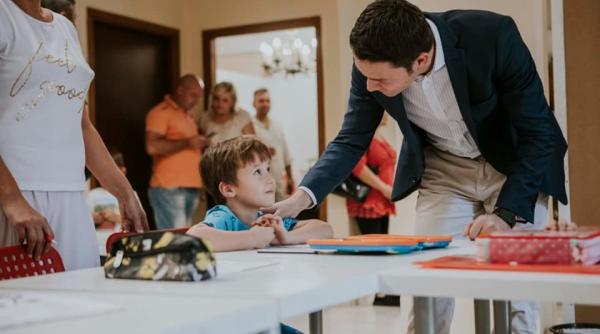 Un deputat PNL anunță „încă o victorie pentru copiii României”: „Am reușit! Alocațiile copiilor vor crește anual din ianuarie 2020”