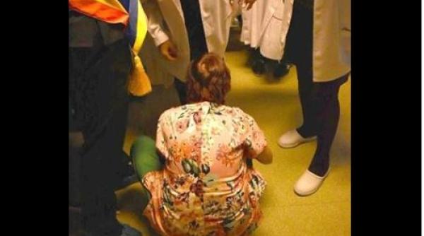 Asistentă medicală din ROMÂNIA, UMILITĂ de Viorica Dăncilă? Ce a pus-o șefa PSD să facă