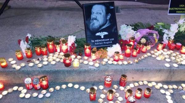 Adrian Rugină, EROUL DECEDAT la Colectiv, mesaj la ALEGERILE PREZIDENȚIALE: „Minţile luminate“ părăsesc ţara pentru că „toţi cei care ne-au condus au investit exclusiv în prostie“