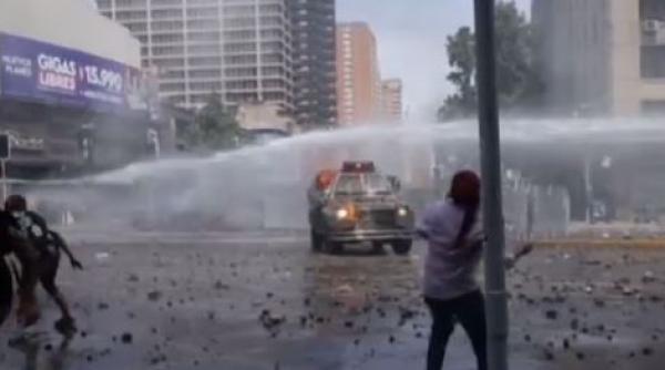 Sportivi ROMÂNI în continuare în centrul PROTESTELOR violente din Chile. Mai multe persoane au fost ARSE de VII