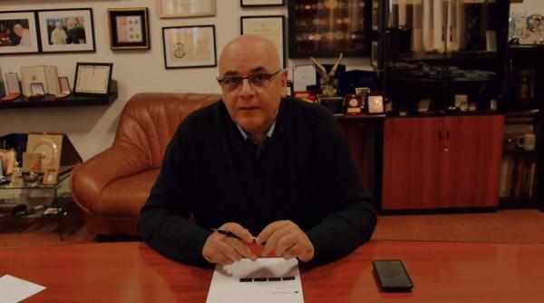 Raed Arafat, DEZLĂNȚUIT: a publicat schimbul de mesaje cu Tolontan (VIDEO)