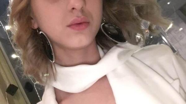 Londra. O tânără ROMÂNCĂ este DISPĂRUTĂ de trei luni. Mama Denisei este DISPERATĂ. A cerut ajutorul şi în emisiunea „Chi l’ha Visto”