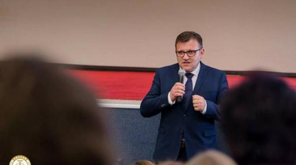 Marius Budăi, despre noul ministru al Muncii: "Se crede HOMELESS. Aflaţi că nu este chiar așa de simplu să fii la guvernare?"