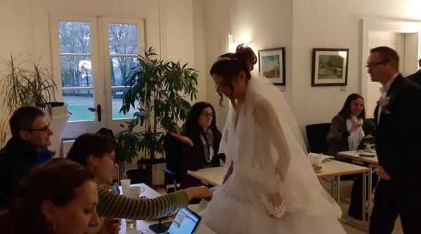 Vot în DIASPORA. O mireasă ROMÂNCĂ a votat chiar în ziua nunții ei, în Germania: „Momente speciale” (FOTO)