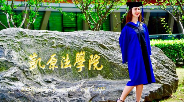 Dorina, tânăra care va arăta lumii frumusețea legendară a româncelor: De la studii din China, direct pe scena Miss Universe