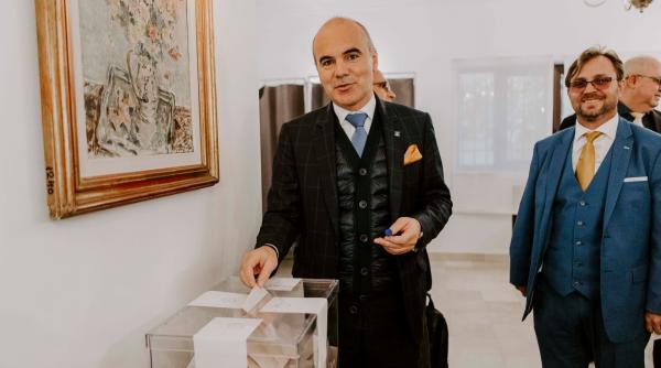Rareș Bogdan, mesaj pentru românii din Diaspora după ce a votat la Madrid