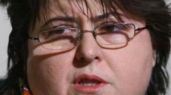 Alina Mungiu-Pippidi: "Cei care îi critică gafele lui Dăncilă sunt nişte MIZERABILI"