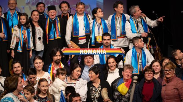 Italia. Românii din Cassano D'Adda s-au simțit ca acasă pentru câteva ore. Imagini EMOȚIONANTE de Ziua Națională
