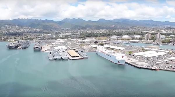 ATAC ARMAT la baza navală din Pearl Harbour. Doi oameni au MURIT, atacatorul s-a SINUCIS