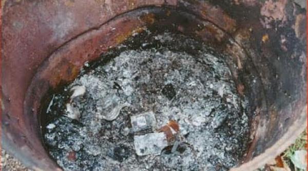 Cazul Caracal, fără răspuns la întrebarea cum poate să ARDĂ un corp uman într-un BUTOI