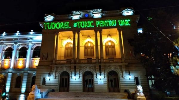 Tudorel Toader, pus la ZID de studenţi, după ce şi-a anunţat candidatura: "Dă dovadă de ÎNDRĂZNEALĂ"