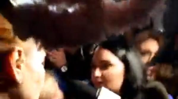 Jandarmii, intervenție în forță la DIICOT după ce Carmen Dan a fost atacată cu maioneză - VIDEO