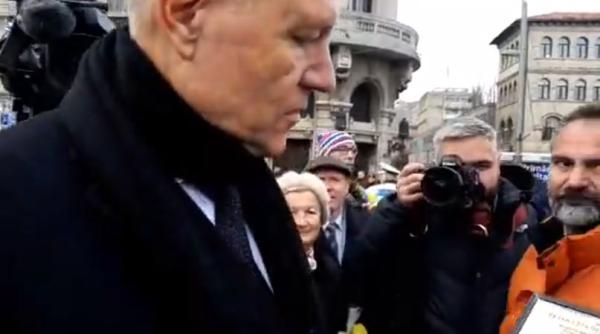 Klaus Iohannis, cadou inedit de la Marian Ceaușescu: „Să-l puneți la loc de cinste. Datorită LOR sunteți reprezentantul țării“