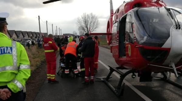 Tragedie în ziua de Crăciun: grav accident rutier soldat cu un mort și nouă răniți