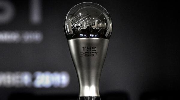 FIFA îi dă în judecată pe Blatter și Platini