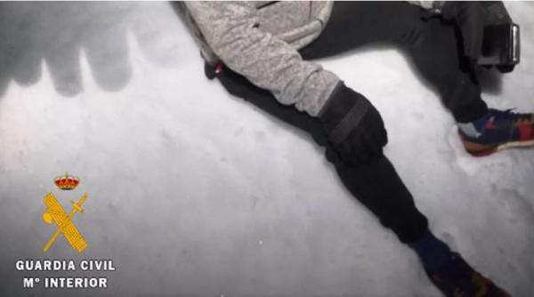 Spania. Un român bolnav, rătăcit în munții Picos fără echipament de protecție, salvat de polițiști cu...zahăr