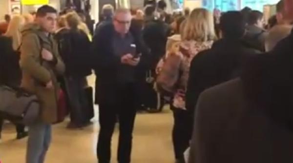 Olanda. Mai mulți români au rămas blocați pe un aeroport