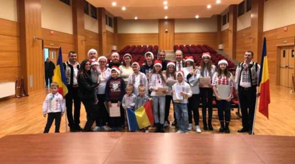 Italia. Primarul din Lamezia Terme, colindat de Anul Nou de românii din localitate