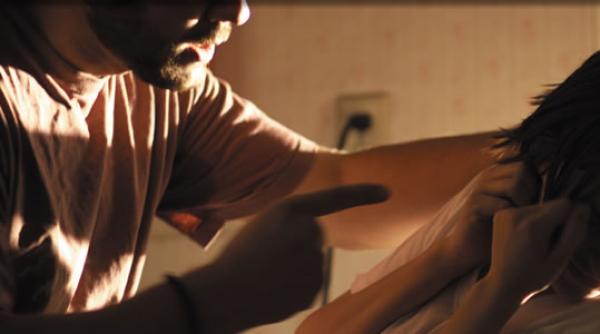 Italia. O româncă și-a găsit dreptatea în instanță după ce a fost abuzată de tată și de soț ani la rând