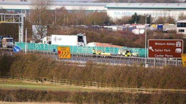 Marea Britanie: George, șofer român de TIR, mort într-un grav accident la Bedfordshire. Poliția cere ajutorul populației