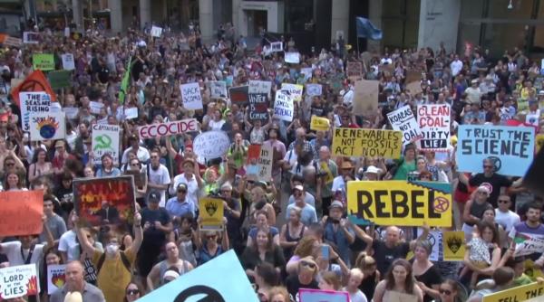 Proteste în Australia. Guvernul, acuzat că a acționat cu întârziere în criza incendiilor (VIDEO)