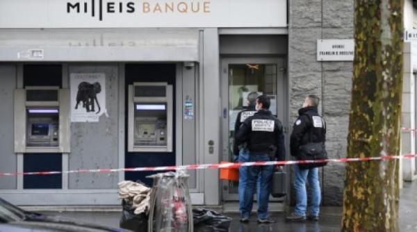 Franța: Trei români din „cavaleria spaniolă“, pedepsiți pentru fraude bancare colosale. Sistemul ingenios folosit