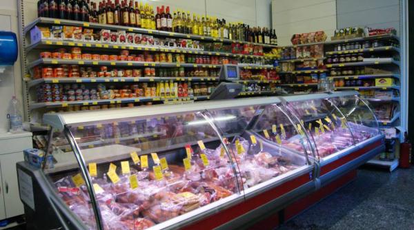 Alertă alimentară! Păsări din Ungaria, aflate în focar de gripă aviară, au ajuns în România