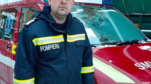 Şofer de TIR polonez, rămas desculţ în Suceava, după un accident. Un pompier i-a dat bocancii lui