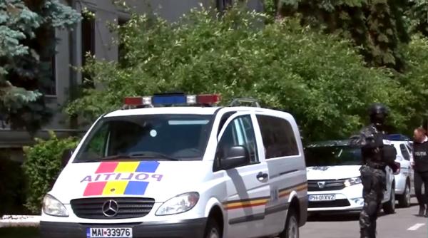 Descoperire macabră. Român găsit mort, decapitat de câinele său. Vecin: "Când am intrat, am găsit doar craniul"