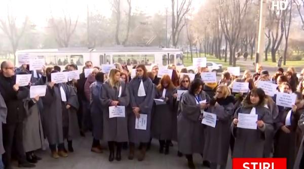 Pensii speciale: Magistrații renunță la proteste. Anunțul Tribunalului Dâmbovița