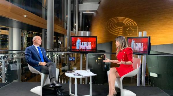 Rareş Bogdan pune cifrele pe masă. Cu cât o va bate pe Gabriela Firea la alegerile locale