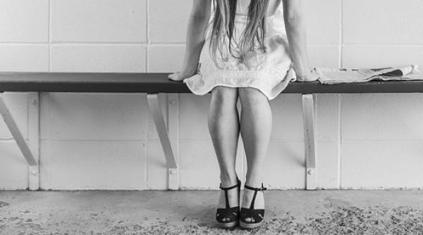 Italia. Tânără româncă, păcălită de cea mai bună prietenă să meargă ca badantă, forțată să se prostitueze