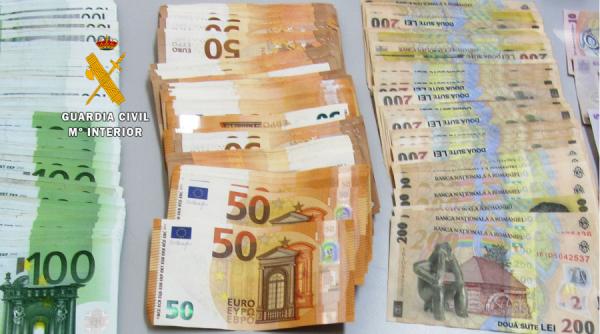 Un român a plimbat din România în Portugalia o avere nedeclarată. Peste 16.000 de euro au ajuns în bugetul Spaniei