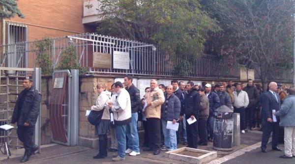 Care sunt cele mai cerute acte de românii din Diaspora. Topul celor mai ocupate consulate din Europa