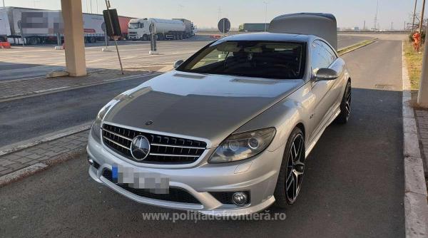 Maşină căutată în Germania, depistată la intrare în România. Un român cercetat pentru tăinuire