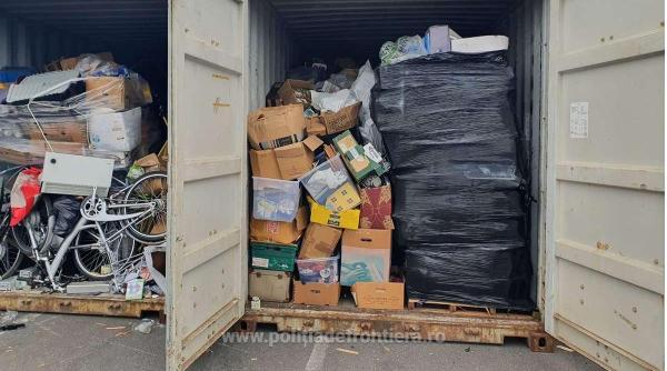 Gunoaie din Marea Britanie, aduse în România cu titlul de „bunuri second-hand“