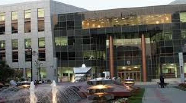 Amenințare cu bombă la Primăria Sectorului 2. Pirotehniştii fac verificări