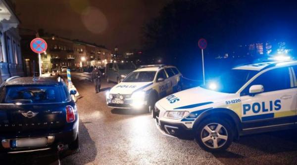 Plăcuțele suedeze de pe mașină i-au adus mari probleme unui român, în Olanda