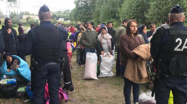 Granița cu Grecia a fost invadată de refugiații lăsați liberi de Turcia 