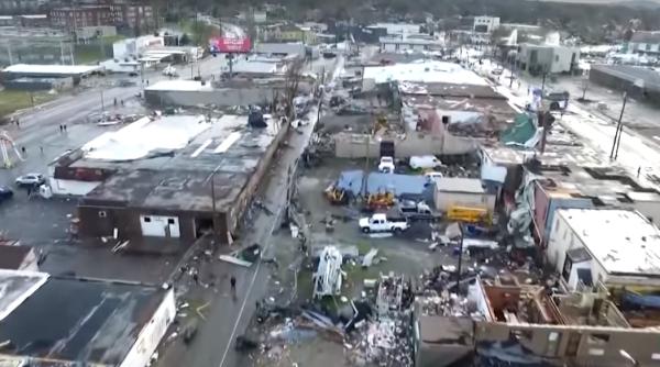 SUA. Statul Tennessee, lovit de tornade. 25 de oameni au murit