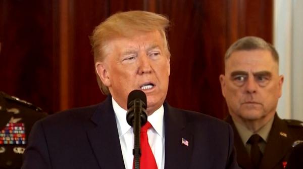 Doi politicieni care au fost expuși coronavirusului s-au aflat în apropierea lui Trump