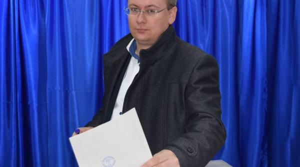 Un primar PSD, arestat preventiv într-un dosar de corupţie. Este acuzat de şase infracţiuni