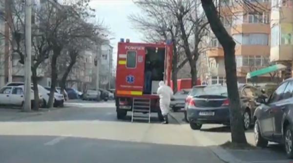 Coronavirus. Un român care a încercat să părăsească centrul de carantină s-a ales cu dosar penal şi amendă 