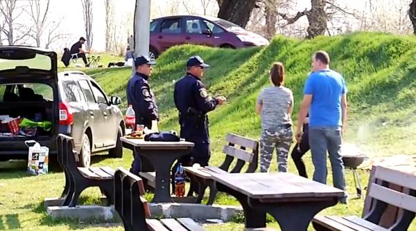 Români veniți din străinătate, în weekend la grătare. Au fost întrerupți de jandarmi