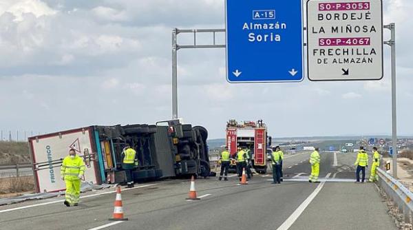 Spania. Șofer român de TIR mort într-un accident stupid
