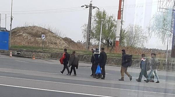 Mihai Fifor: "Închideți urgent Nădlac 1". Mii de oameni trec granița pe jos