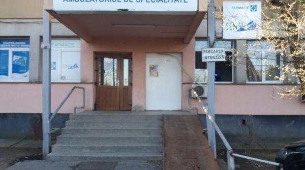 Zeci de cadre medicale de la Spitalul Sf. Ioan din București trimise ACASĂ, după primul caz de COVID-19 confirmat 