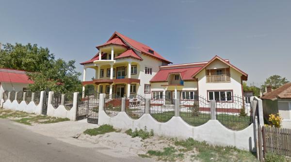 Locuitorii din Țăndărei, păziți cu armata. Prefectul cere "carantină totală"